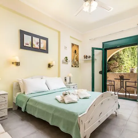 Apartment Lakoudia *
